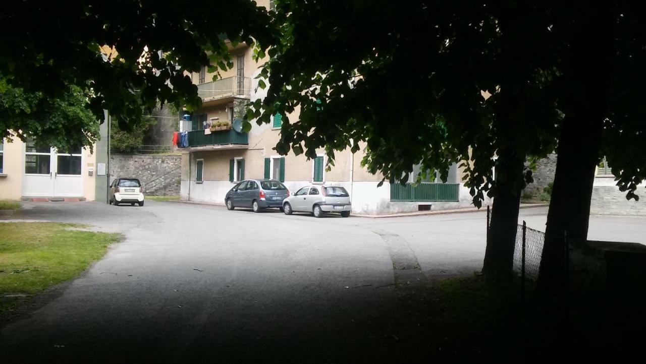 Dietro L'Angolo Sondrio Villa Bagian luar foto
