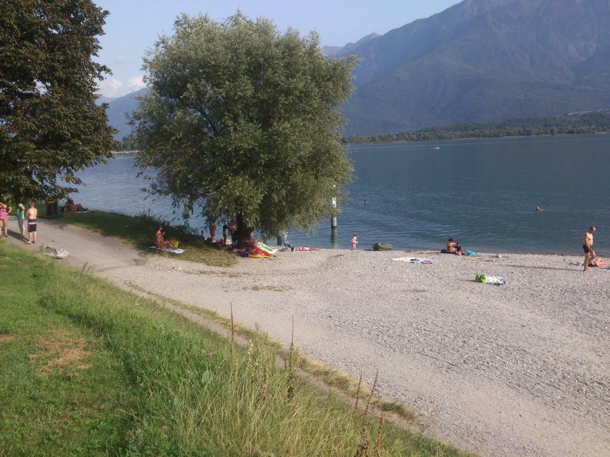 Dietro L'Angolo Sondrio Villa Bagian luar foto