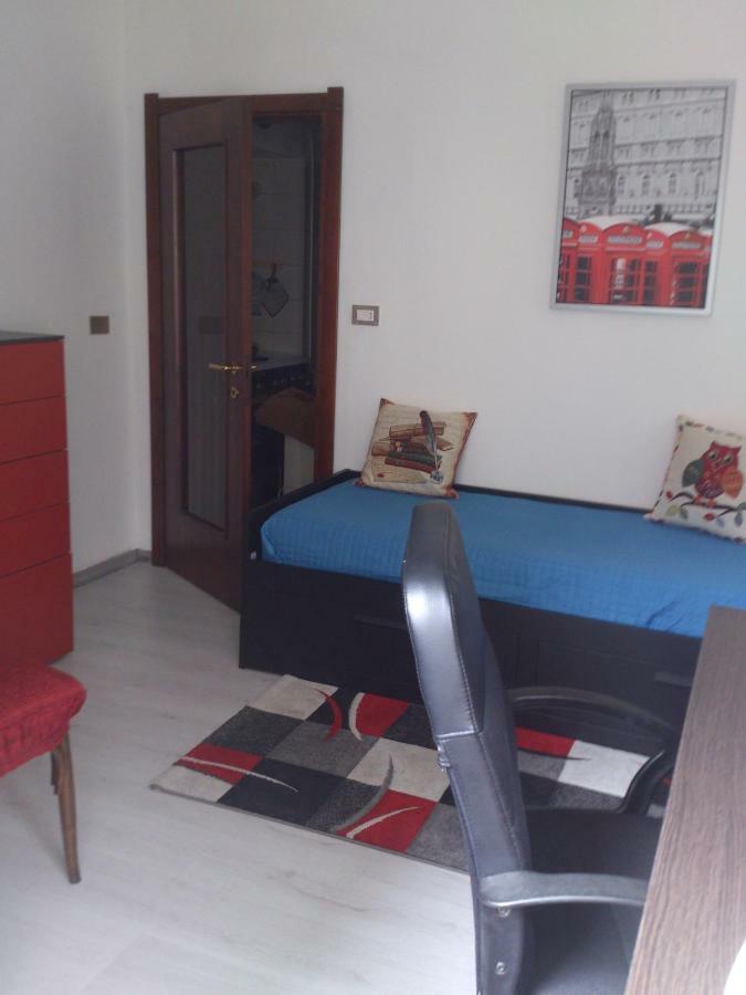 Dietro L'Angolo Sondrio Villa Bagian luar foto
