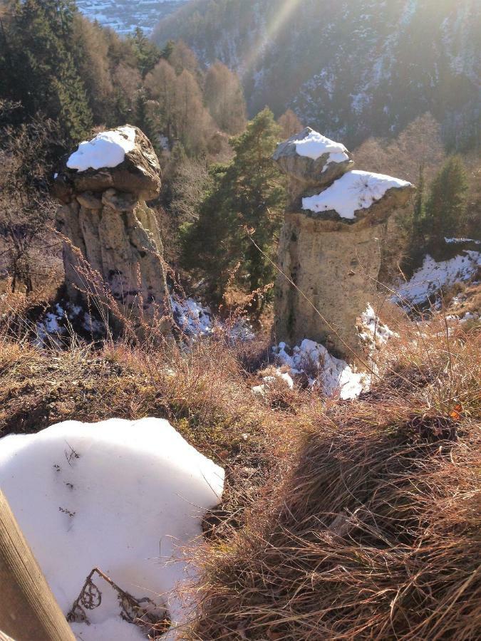 Dietro L'Angolo Sondrio Villa Bagian luar foto